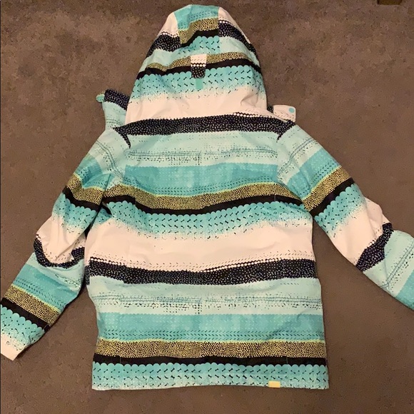 Roxy Snow Jacket - Picture 2 of 4